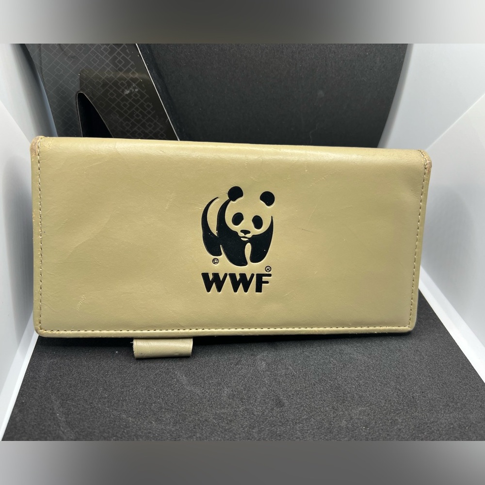 🥰 4/$25 - Cheque/Check Book Cover - World Wildlife Federation